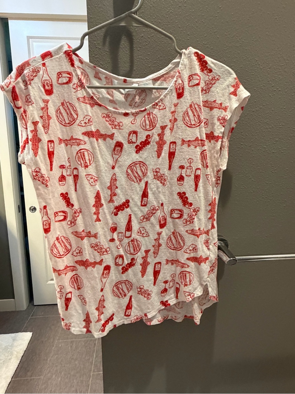 Cynthia Rowley White Short-Sleeve Tee with Red Food Print
